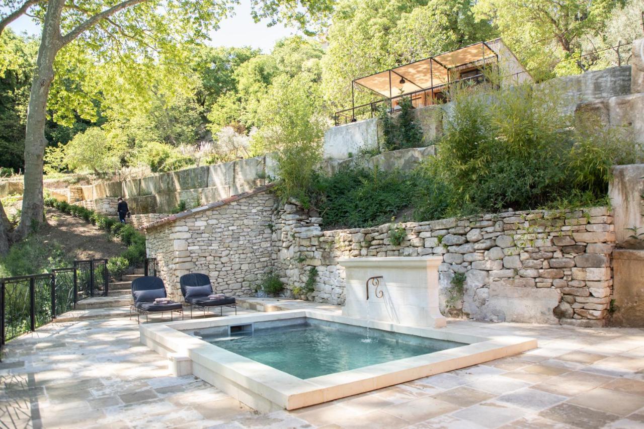 Les Cabanes De La Fontaine Lacoste  Exteriör bild