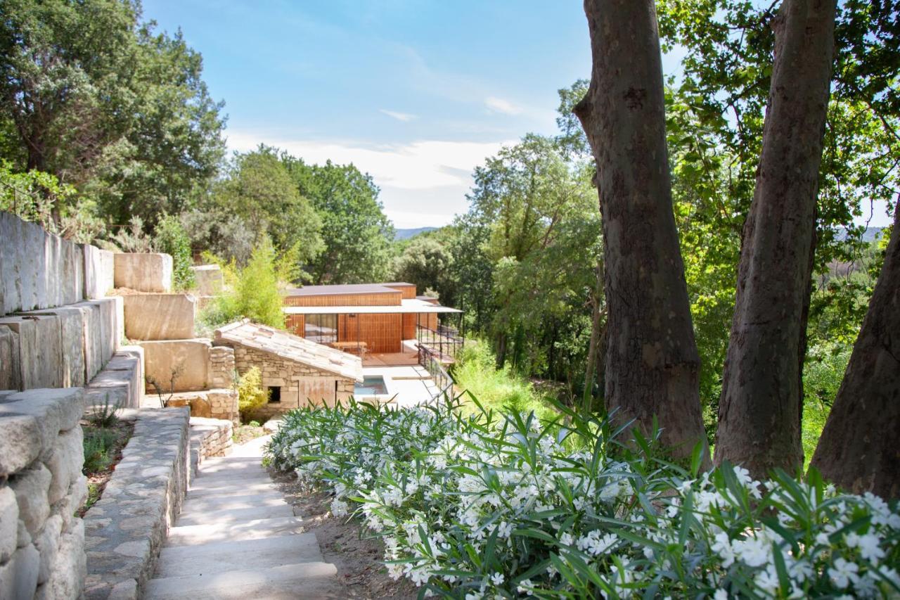 Les Cabanes De La Fontaine Lacoste  Exteriör bild