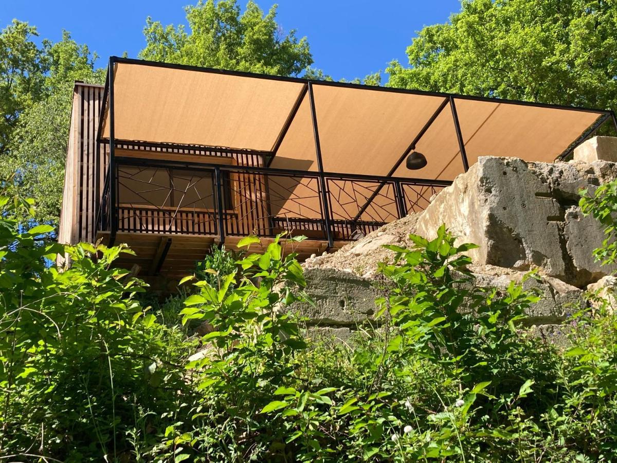 Les Cabanes De La Fontaine Lacoste  Exteriör bild