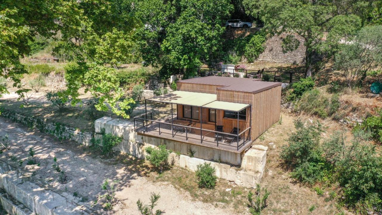 Les Cabanes De La Fontaine Lacoste  Exteriör bild